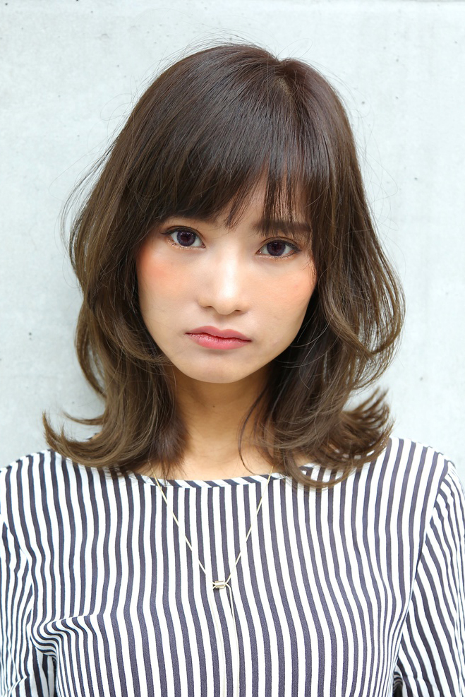 小顔にくびれムービングミディ