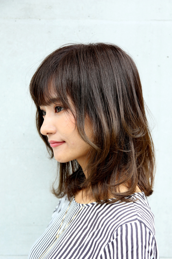 小顔にくびれムービングミディ