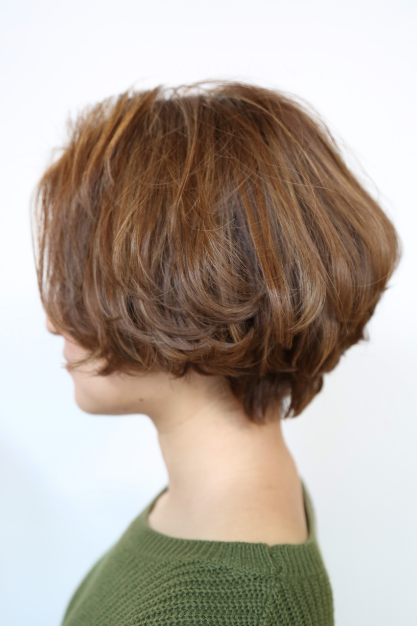 ひし形ショートボブ