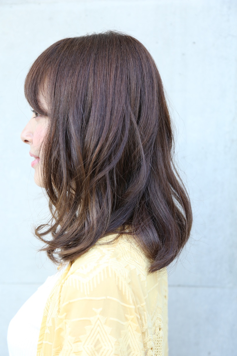 大人女性のくびれミディアム