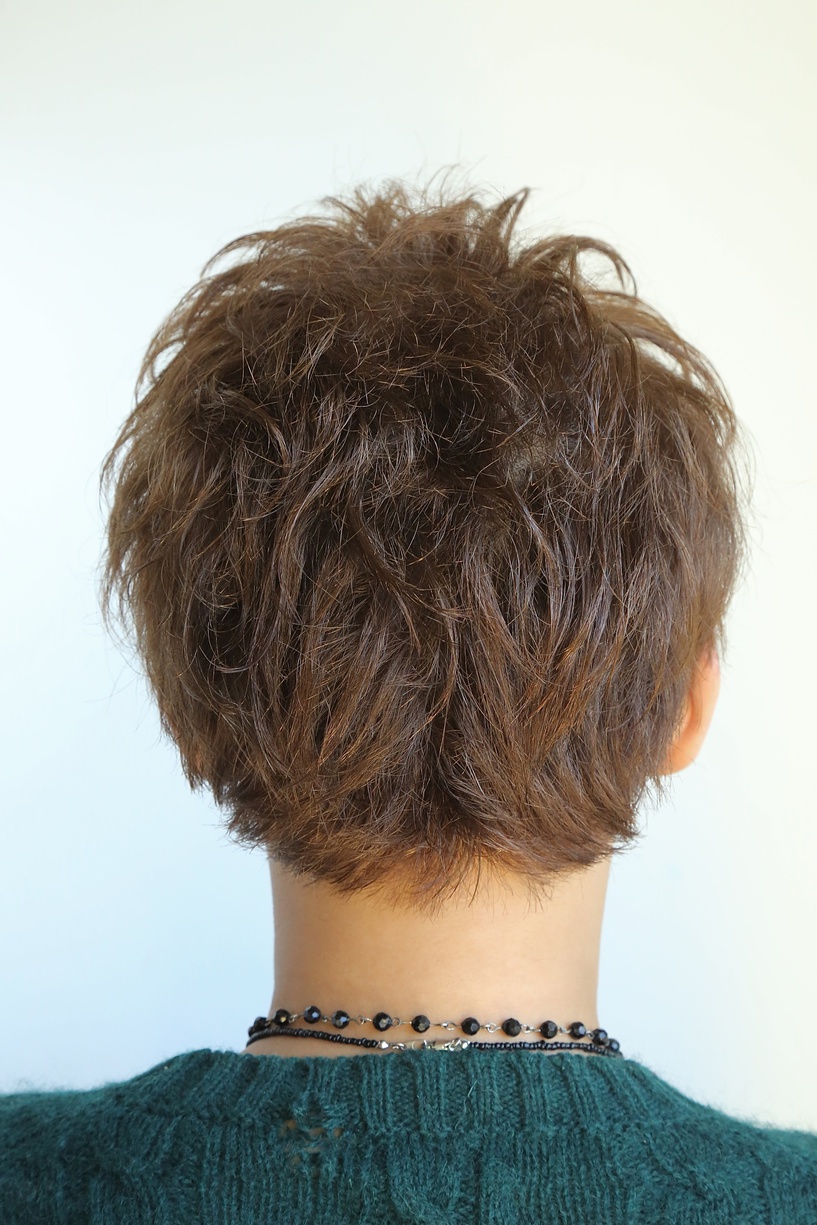 アップバングショート